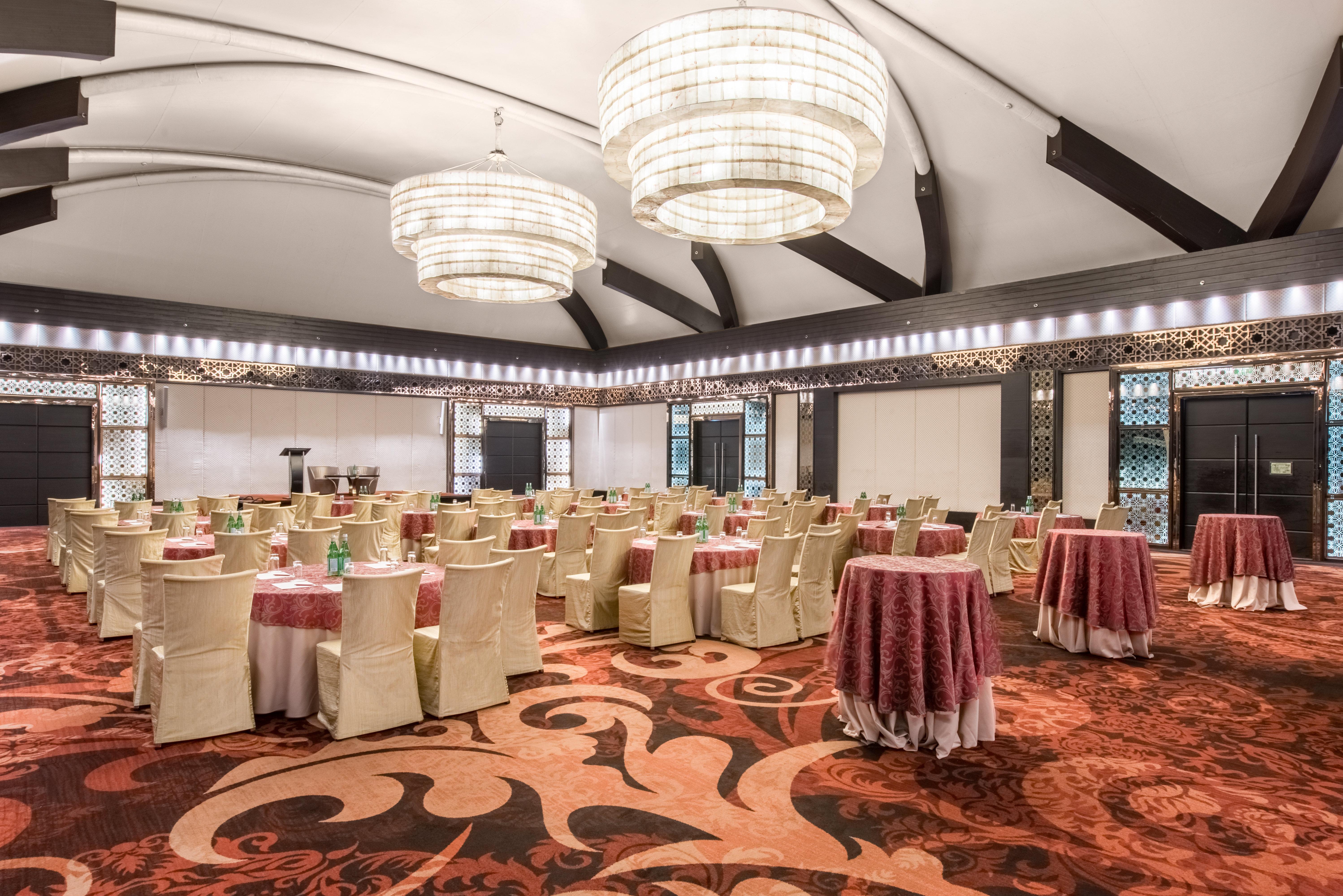 Crowne Plaza New Delhi Rohini By Ihg Hotell Exteriör bild